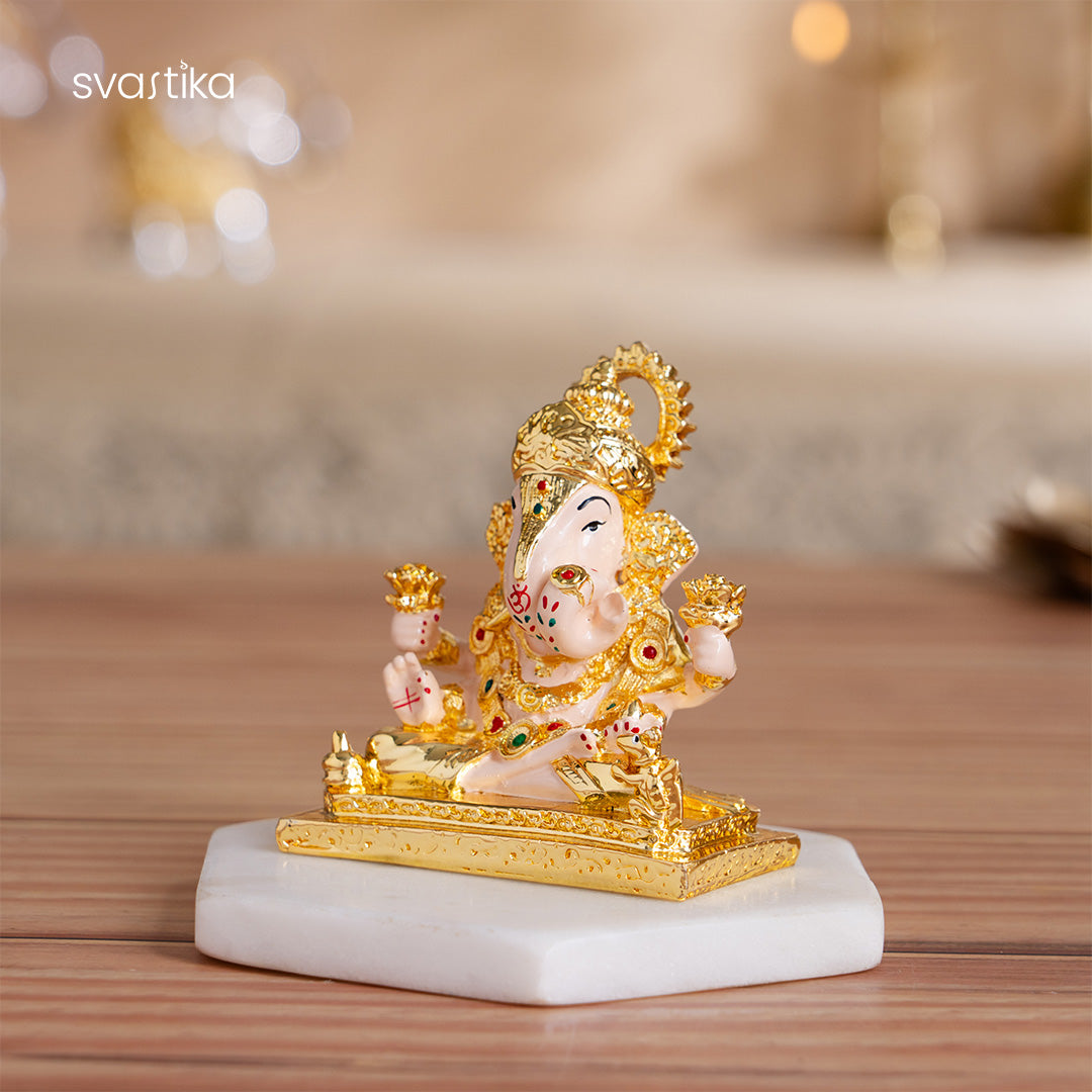 Dagdusheth Halwai Ganpati idol