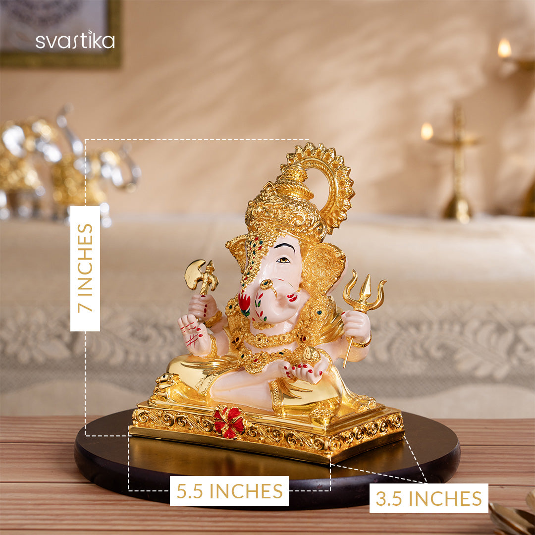 Dagdusheth Halwai Ganpati idol
