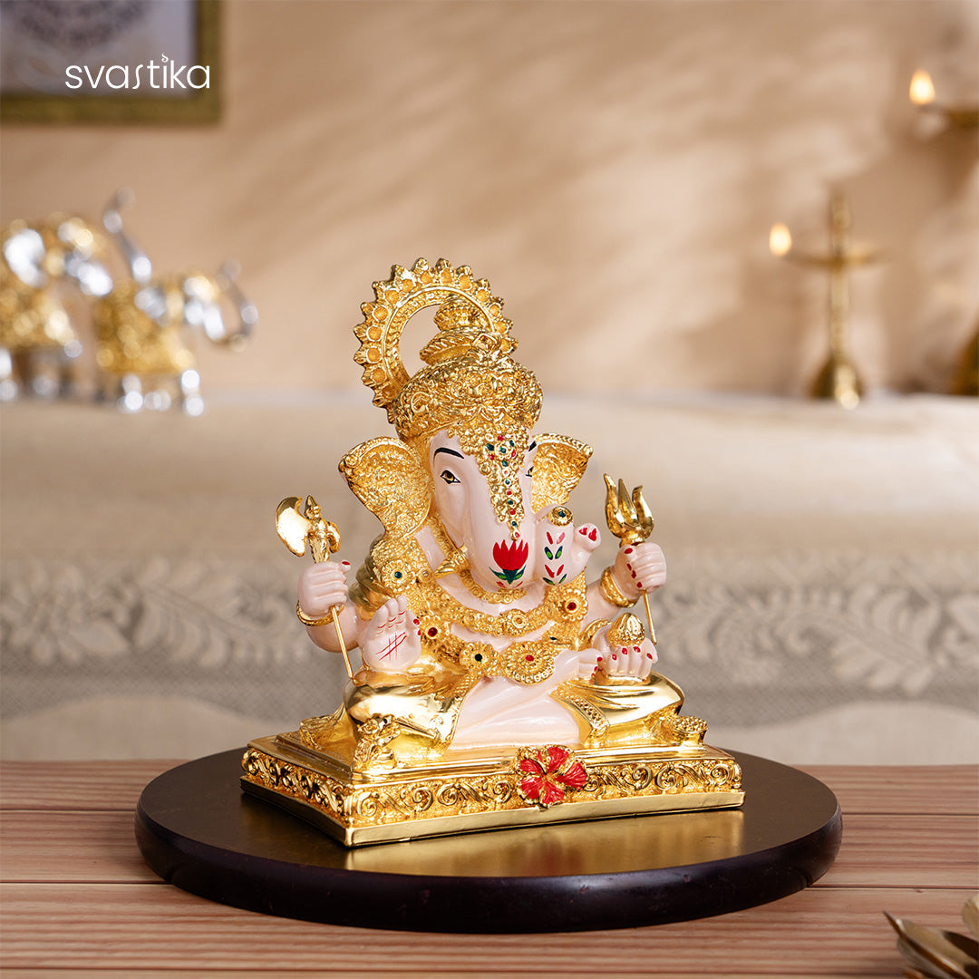Dagdusheth Halwai Ganpati Murti 