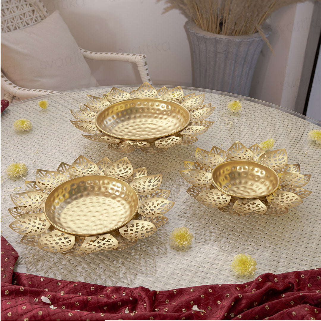 Lotus petal urli for home decor