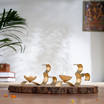 OM ૐ Brass Oil Lamp Diya with Handle - Set of 2 (3 Inch)