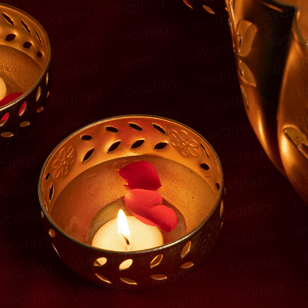 Small urli bowls for home decor 