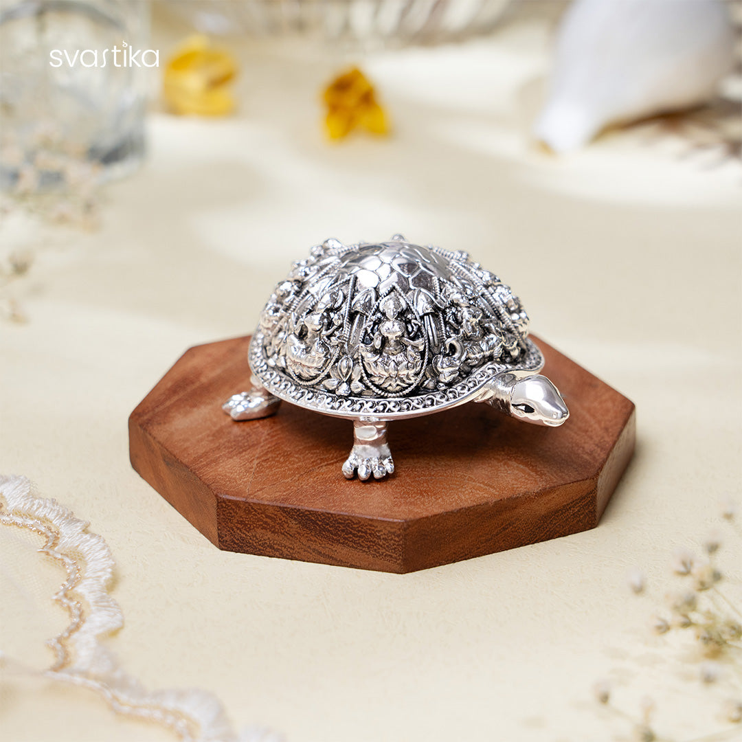 Silver Tortoise Idol 