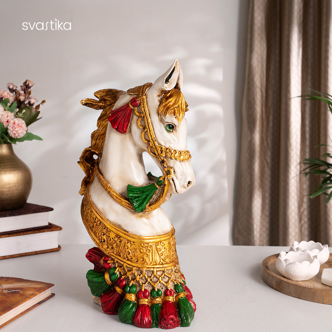 White Horse Antique murti